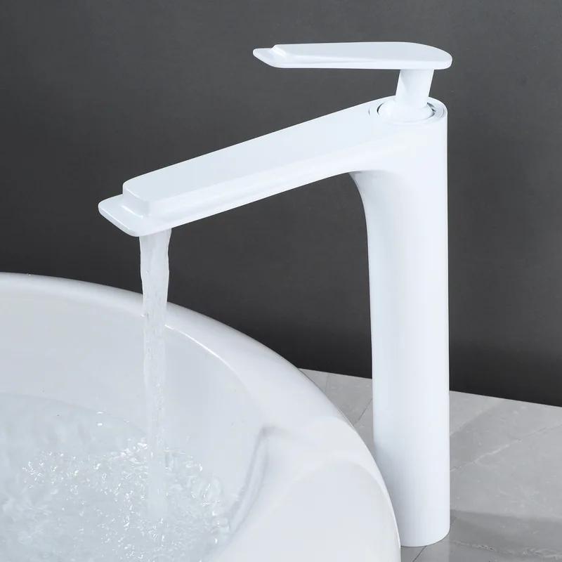 Northern Europe Basin Faucet Hot Cold Mixers Taps Deck Mount Bathroom Sink Basin Faucets Single Handle White Black Gold