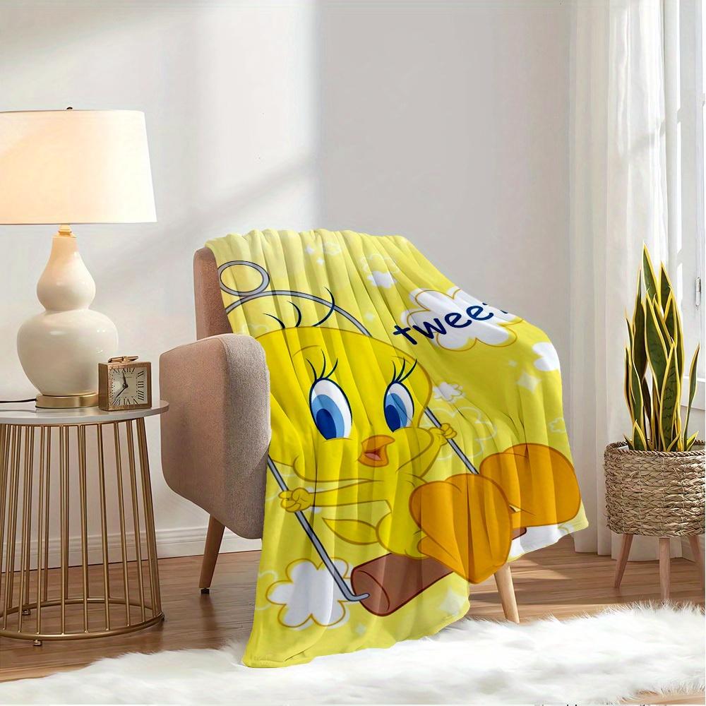 1pc Tweety,Bird,Yellow Print Flannel Blanket Suitable for All Seasons, Perfect for Home, Travel, or Camping  27
