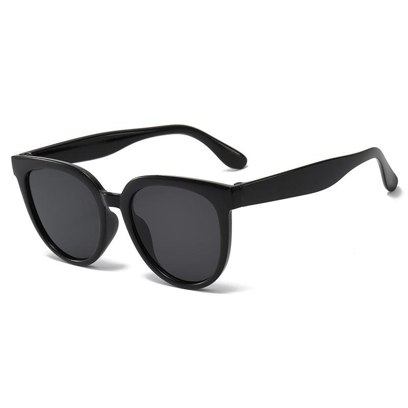 Women's Polarized Sunglasses: UV Protection, Sunshade, Trendy Makeup Look