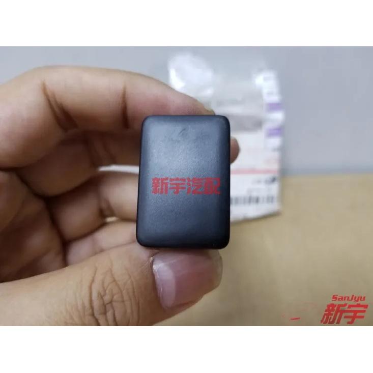OUTLANDER GF0W GG0W EClipse Cross GK0W PLUG,INSTRUMENT PANEL SWITCH 8050A083