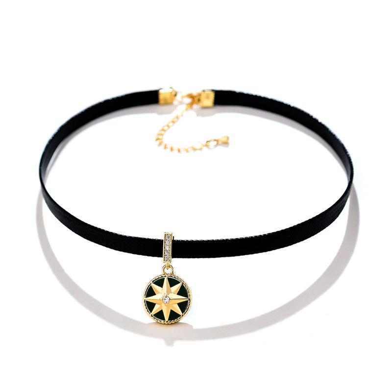 

Retro Octagonal Compass Necklace, Trendy Collarbone Chain, Elegant Leather Rope Neck Strap