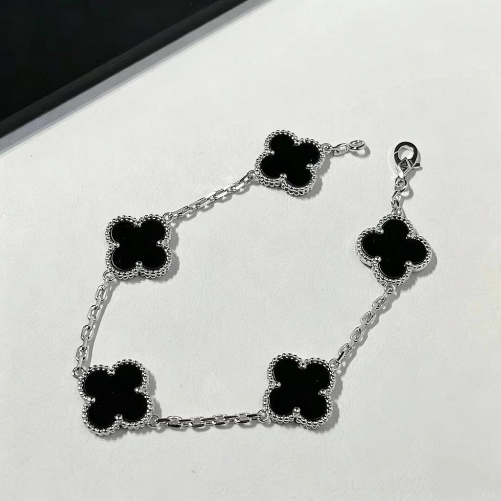 Exquisite Four-leaf Clover Clover Bracelet - Premium Black Onyx Couple Bracelet