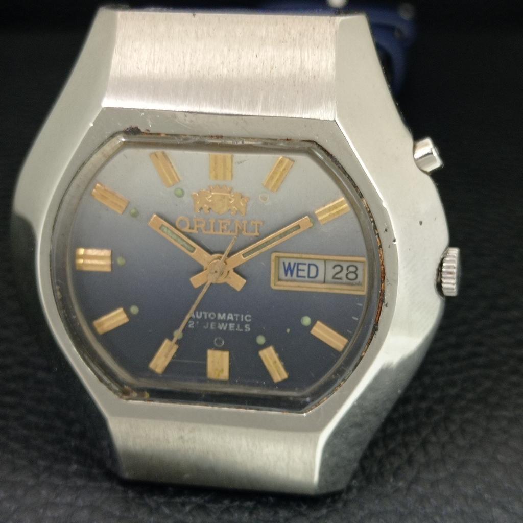 RARE VINTAGE ORIENT AUTOMATIC 46941 JAPAN MENS ORIGINAL DIAL WATCH a704901-1