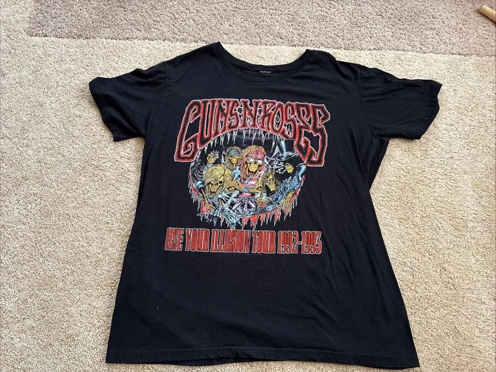 Guns N Roses Use Your Illusion Tour 1992-1993 T-Shirt Mens 2007 Reprint Unisex T-Shirt S