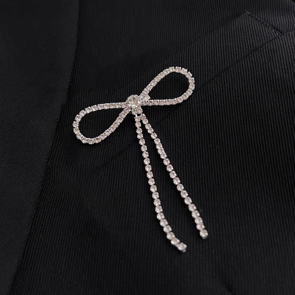 Fashion Elegant Bowknot Brooches Rhinestone Sparkling Brooches Pin Fastener Jewelry Cardigan Clip Waist Accessorizing