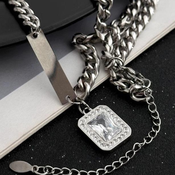 Zircon Necklace for Men, Titanium Steel Full Diamond Pendant, Non-fading, Unique, Simple, Versatile, High-end Accessory, New Women's Accessory