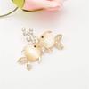 Korean Style Pearl Brooch: Versatile Floral Diamond Pin for Women's Coats