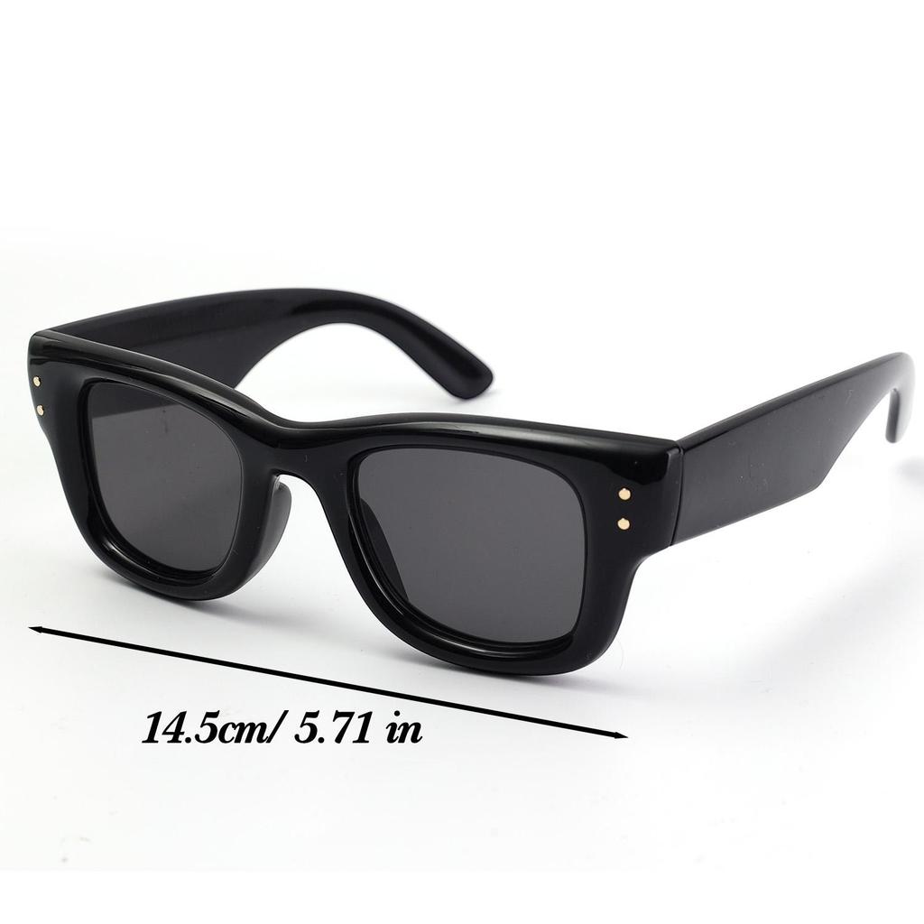 Fashion Square Rivet Gradient Trendy Sunglasses for Women Men Punk Vintage Designer Sunglasses Simple Outdoor Travel Sun Glasses
