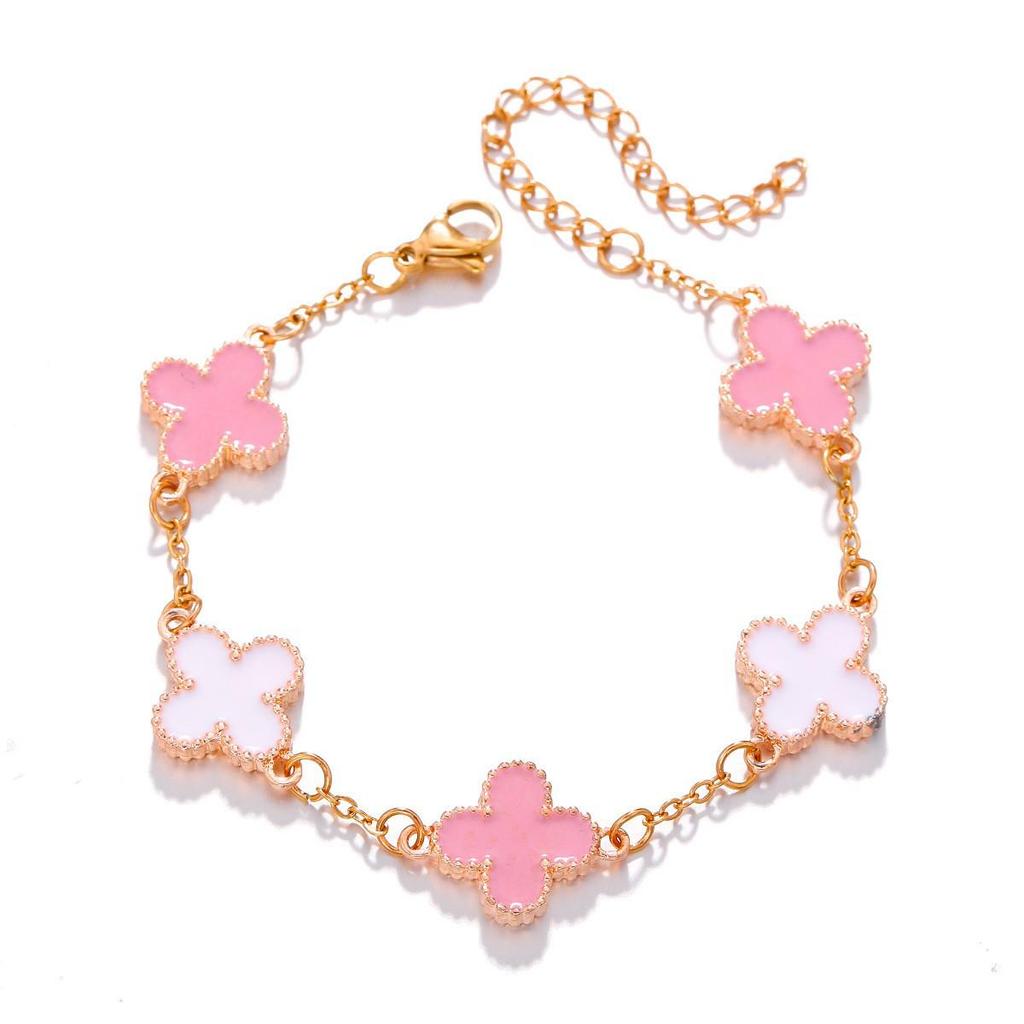 Koreaanse Stijl 4-delige Sieradenset: Bloemenarmband, Ring, Oorbellen met Stud & Klavertje Vier Ketting