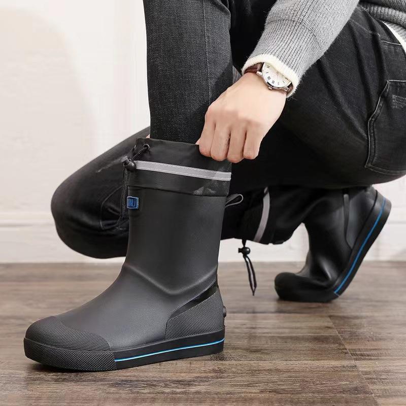 Outdoor Non-slip Fishing Rain Boots New Men's Fashion Mid-calf PVC Rain Boots Short Barrel Medium Barrel Waterproof Rain Boots