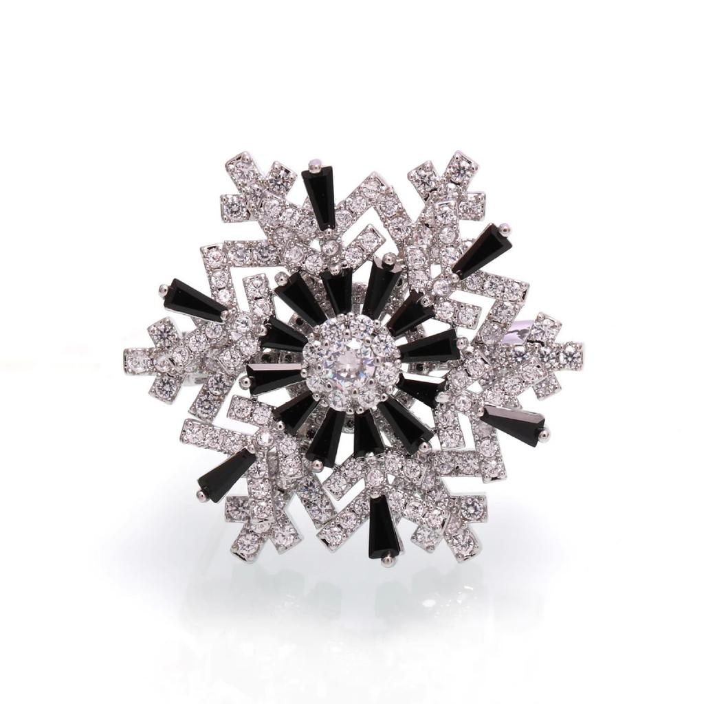 Luxury Times Come And Go Brooch High-End Women'S Exquisite Rotating Snowflake Pin Niche Design Corsage Suit Accessories