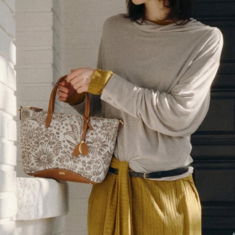 Daks Beige Flower Tote Bag Dcba6e626i2