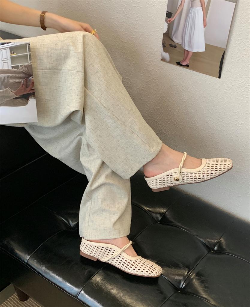 Platform slippers low heel thick heel single shoes French woven hollow Mary Jane shoes women's summer retro hole sandals women's