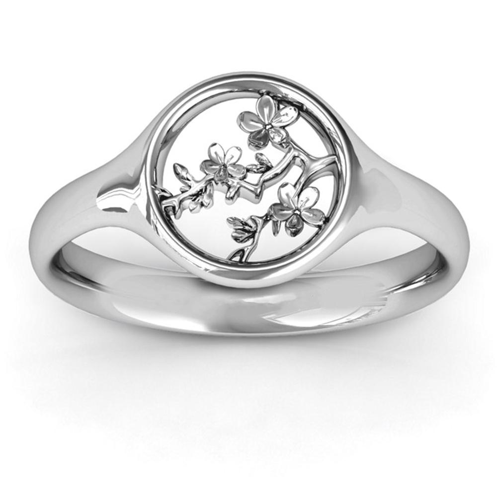 Retro Hollow Flower Rings for Women Silver Color Band Aesthetic Finger Accessories Party Nice Gift New Arrived Jewelry