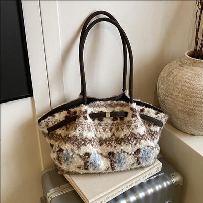 2026 Early Spring New Plush Pattern Bag Women's Large Capacity Tote Bag Elegant High Beauty Fashi Commuter Shoulder Bag