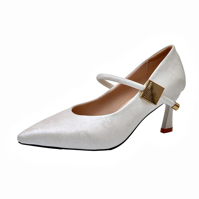 

Модная элегантная женская обувь на каблуке 2025 Новая уличная обувь слипоны женские туфли на высоком каблуке с острым носком тонкий каблук модные туфли-лодочки для вечеринки женские 40 покинуть белый