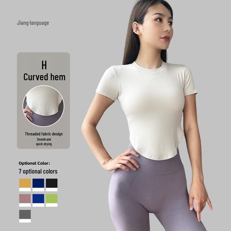 

Women s Quick-Dry Slim Fit Yoga T-Shirt for Running & Training Medium чорний