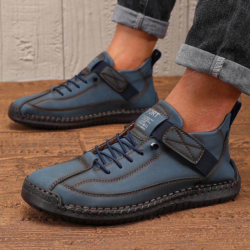Lightweight Men's Black Sports Shoes with Fashionable Design Classic Casual Walking Shoes 2025 Anti Slip Men's Running Shoes
