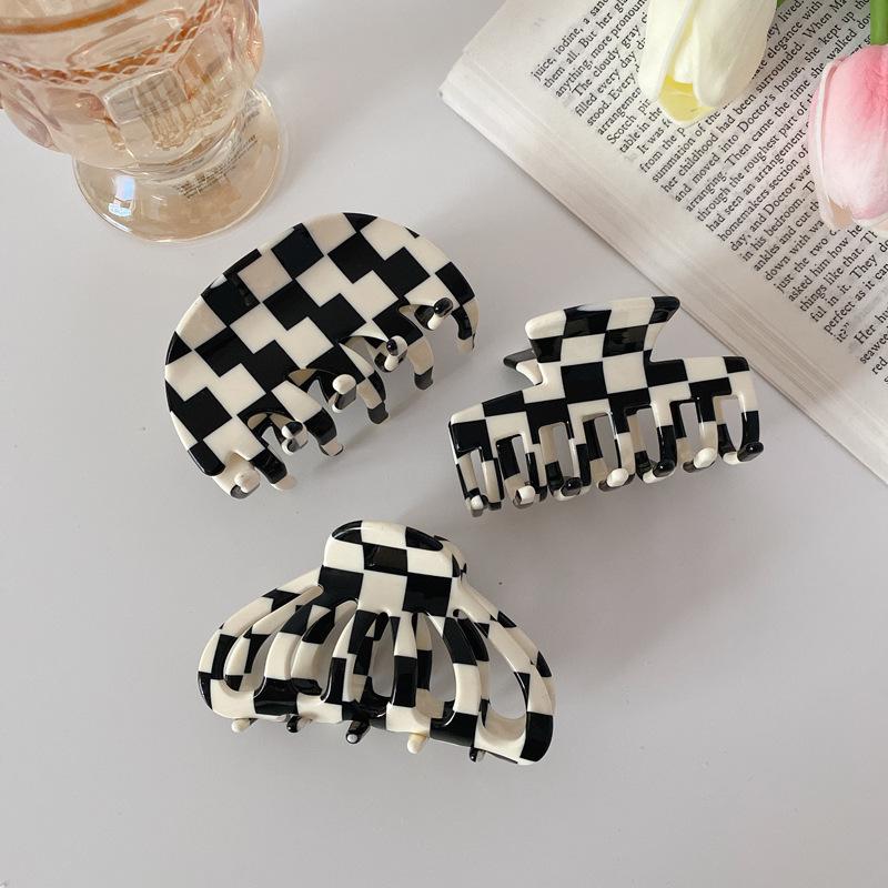Black Trendy And White Checkerboard Acetate Hair Claw Clip For Women Fashionable