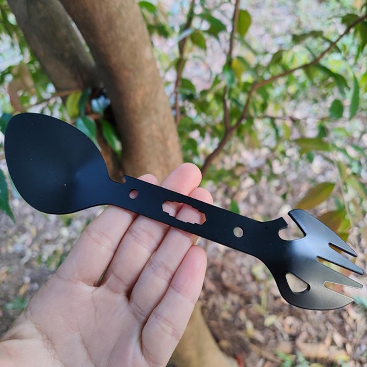 Zewnętrzny wielofunkcyjny narzędzie ze stali nierdzewnej: Widelec, łyżka, otwieracz do butelek i harpun survivalowy