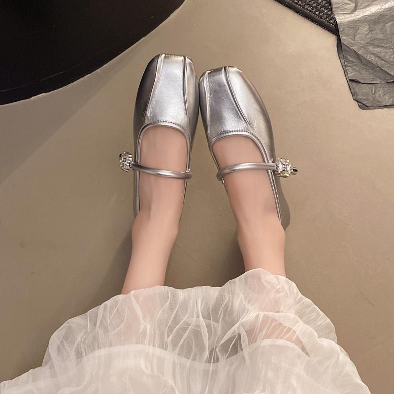 Fashion 2025 Summer Autumn New Designer Shoes for Women Solid Color PU Leather Shoes Ladies Fashion Casual Low Heel Flats Woman
