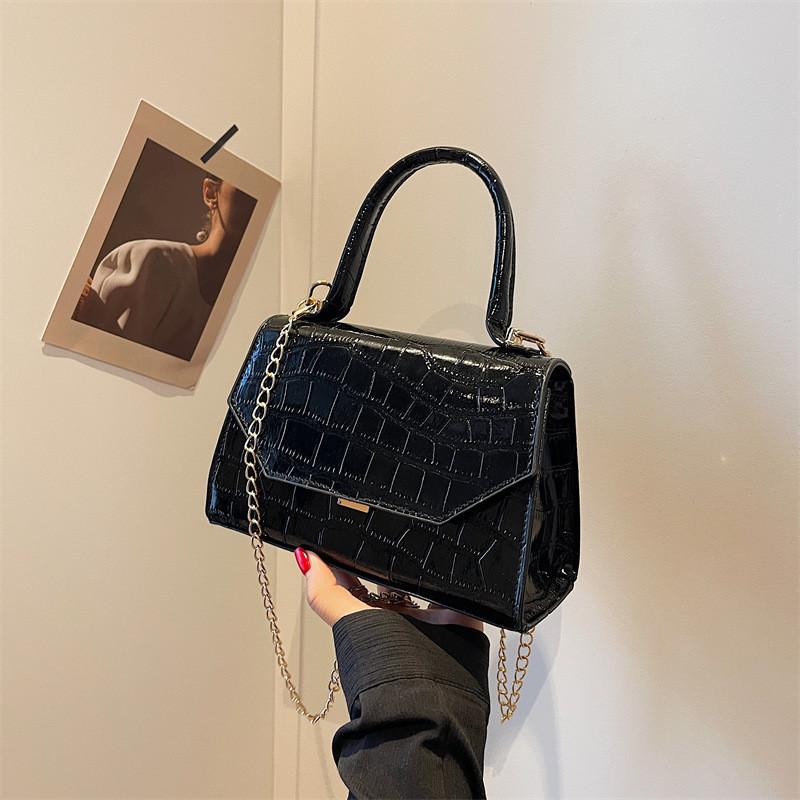 Chic Urban Minimalist Pu Material Small Square Bag With Stitching Details чёрный