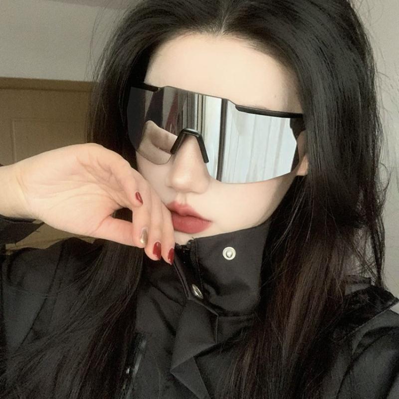 2pcs Mirror Lens Cycling Bike Sunglasses New Sports Sunglasses Outdoor Running Windproof Mountaineering Sunglasses Female UV400