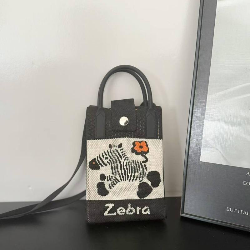 Spring New Mobile Phone Bag Flying Woven Bag Casual Women's Bag Bright Bear Versatile Knitted Bag Dopamine Small