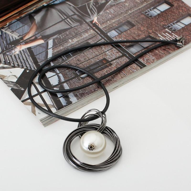 New Circles Simulated Women Black Chain Maxi Necklace Fashion Jewelry Wholesale Gift Red White Pearl Ball Pendant Long Necklaces