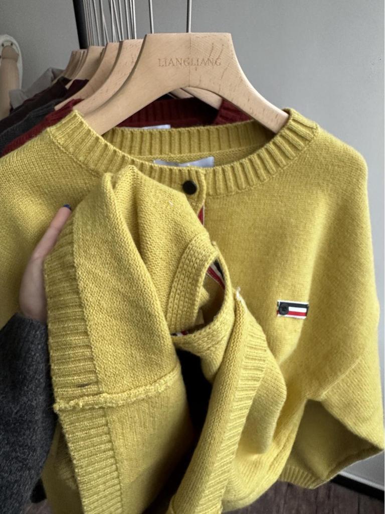 Xiao Wang's Winter Korean-Style Loose Plus Size Casual Knitted Cardigan Sweater