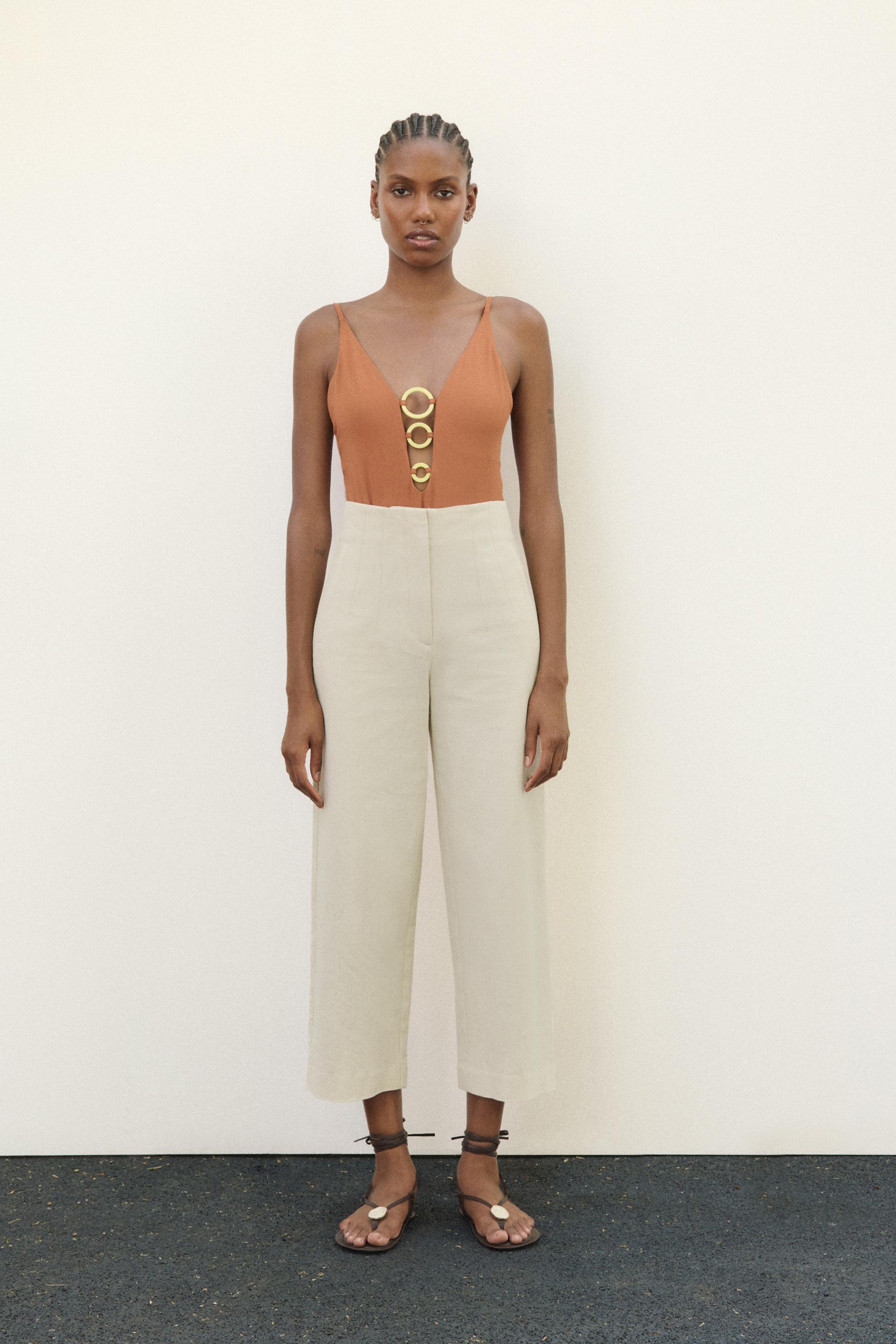 

ПРЯМЫЕ БРЮКИ В РУСТИКЕ