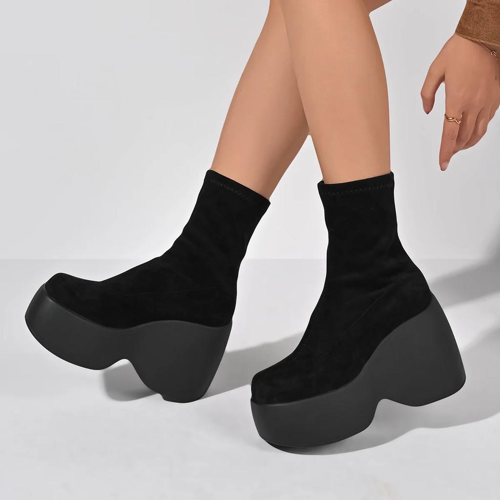 Fashion Brand New Gothic Style Sexy Elegant Chunky Platform Women Ankle Boots Big Size 43 Walking Comfy Woman Shoes Platform Shoes