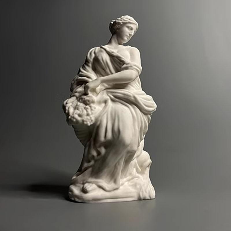 Nordic INS Desktop Decoration, High-end, Niche Art, Plaster Statue, Atmosphere Decorations, Home Soft Decoration Gifts