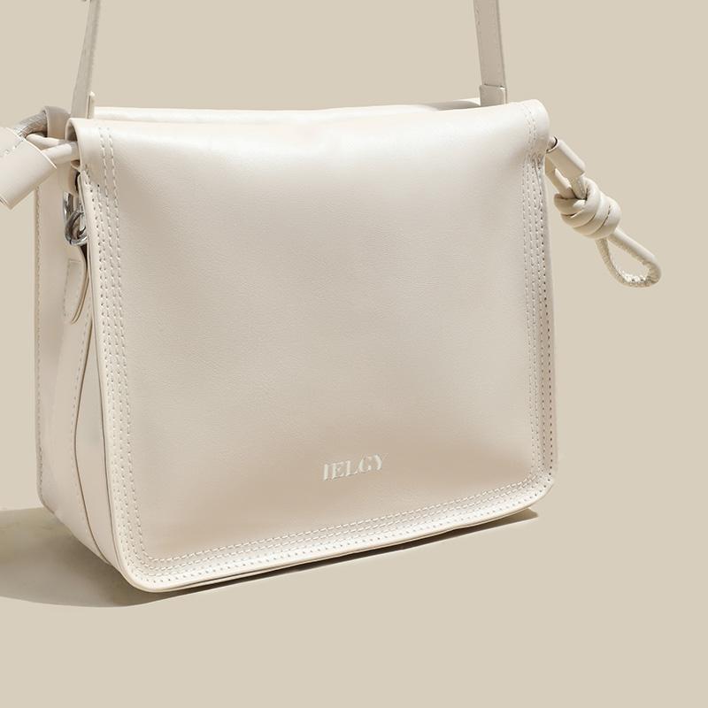 IELGY Черная женская сумка через плечо со складками и цепочкой бежевый — фото 15