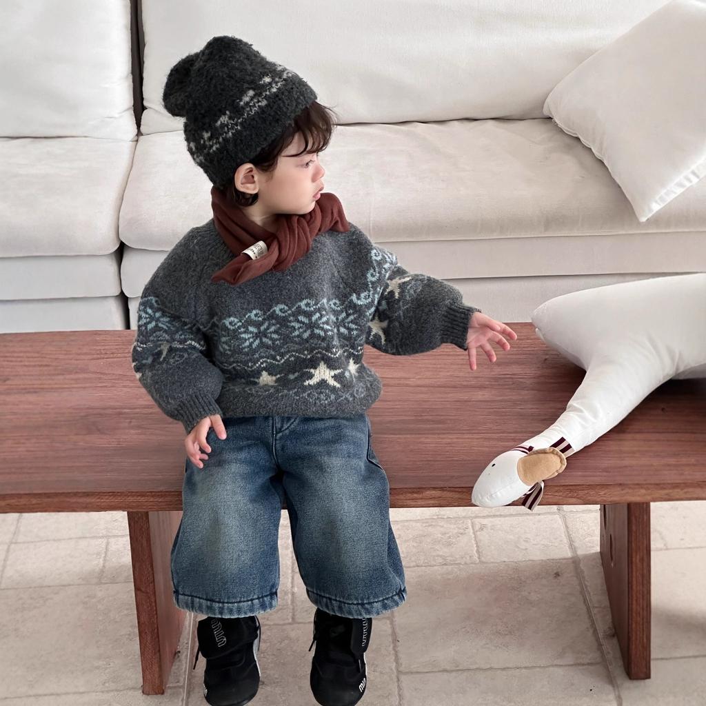 Children's clothing Winter baby knitted sweater Winter boys fleece denim suit