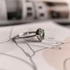 Серебряное кольцо с мистик топазом 0.555ct, вес изделия 2,05 гр (2190387)