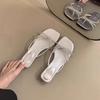 Calzado para mujer – Sandalias
