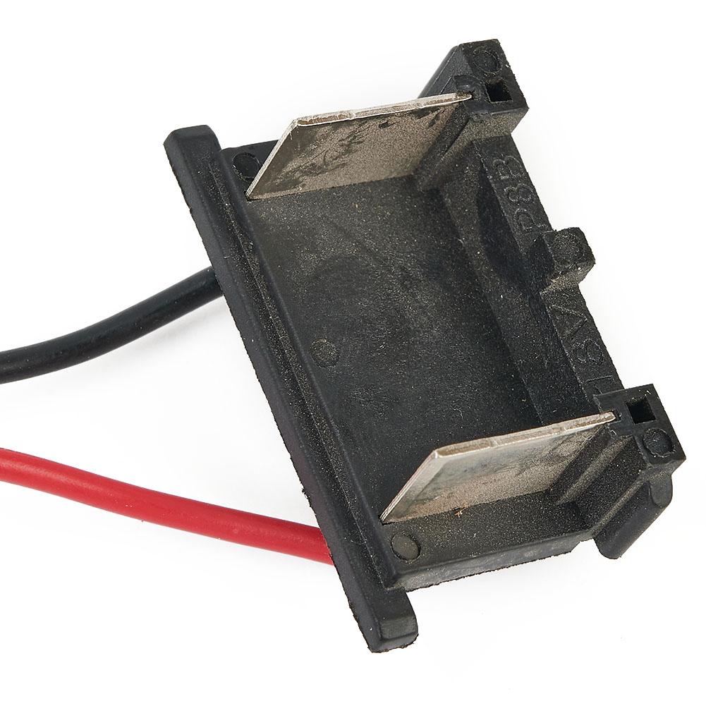 Austausch des Auslöseschalters mit Druckknopf-Geschwindigkeitsregelung