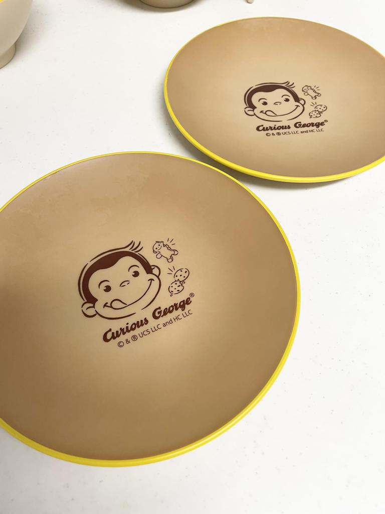 Curious George Plates Break-Resistant