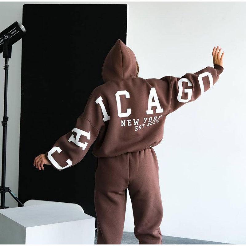 2023 Autumn/Winter Women's Fashion: Printed Plus Velvet Thickened Loose-Fit Sweatshirt & Trousers Set