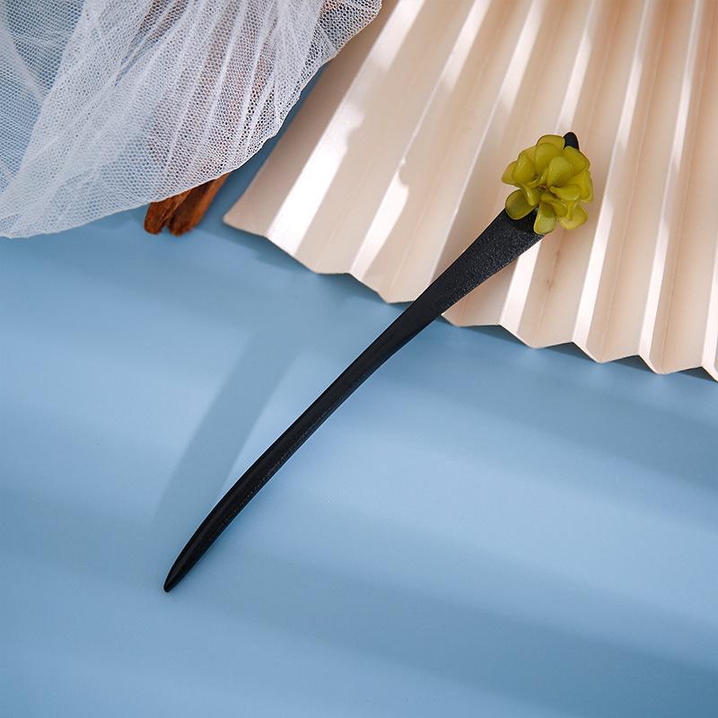 Exquisite Vintage-Inspired Tassel Hairpin for Women - Elegant Hanfu Cheongsam Style Headdress