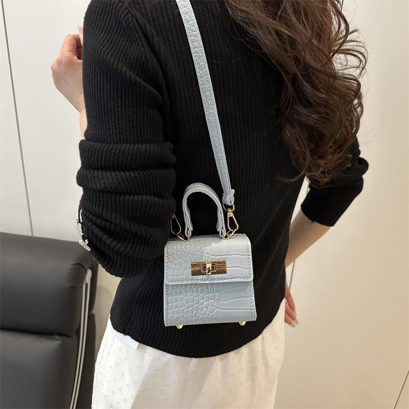 2025 New Women's Bag European and American Trend Women's Bag PU Bag Shoulder Messenger Bag Solid Color Crocodile Pattern Small Square Bag
