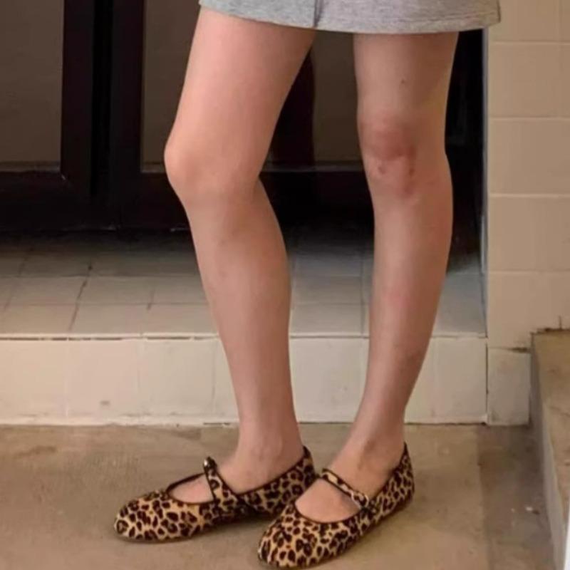 Fashion Korean Version of Niche Leopard Print Genuine Leather Buckle Strap Single Shoe, Women's Flat Bottomed Ballet Mary Jane Shoes