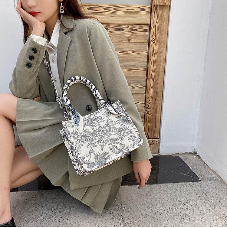 2023 Women's Large Capacity Embroidery Tote Bag – Cotton Linen Canvas Shoulder Handbag