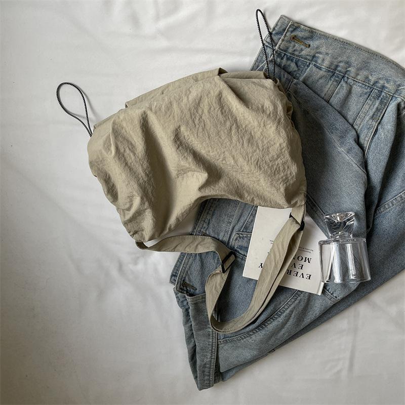 Solid Color Large-capacity Leisure Bag 2025 Summer New Foreign Style Shoulder Messenger Bag Going Out Travel Bag Fashion Backpack