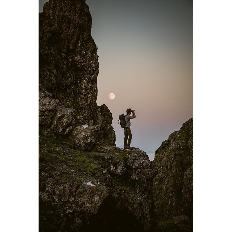 Nikon Monarch HG 8X30 Binoculars (8x30 aperture)