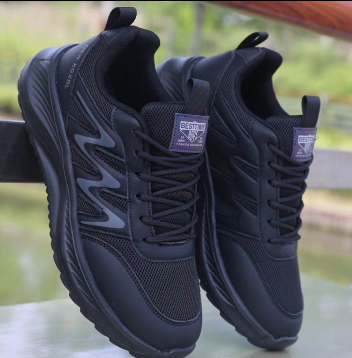 

Trendy Unisex Walking and Running Shoes – Non-Slip, Lightweight, Shock-Absorbing, and Versatile for Casual Sports. 40 (Men) чёрный