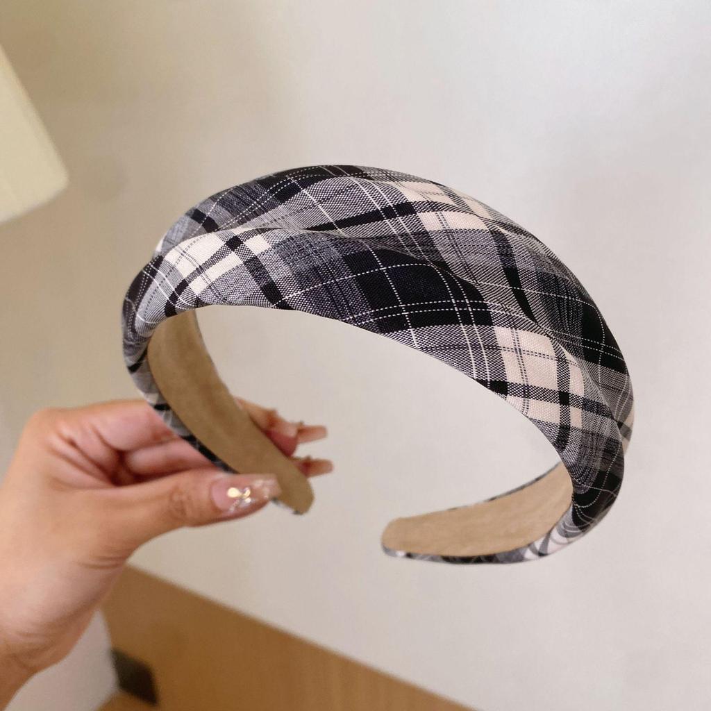 JK Fresh Plaid Headband: College Style, Korean Influencer Favorite, Versatile Non-Slip Women’s Headwear
