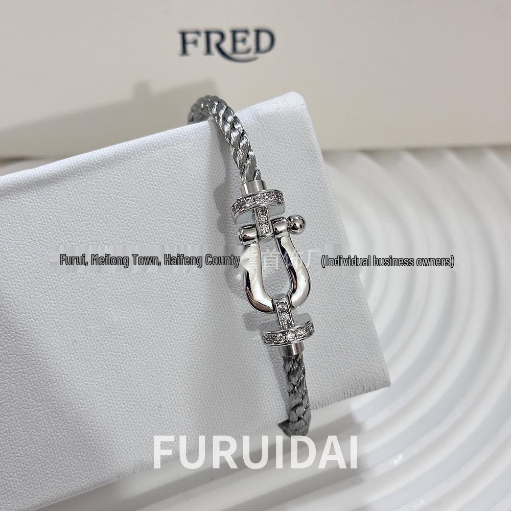 Fei Family Diamond Horseshoe Bracelet: Zodiac-Themed DIY Steel Wire for Couples