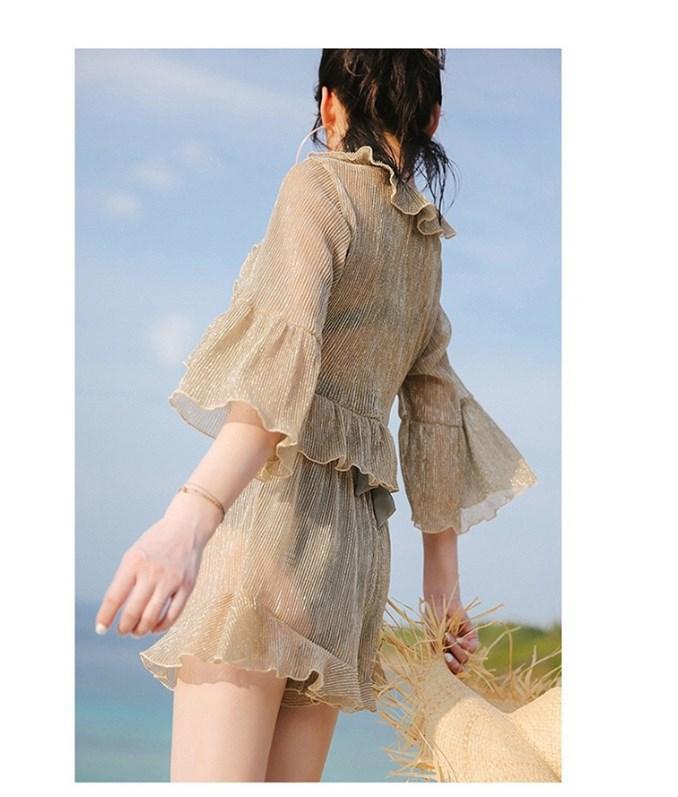 The new Korean split small fragrant four-piece seaside vacation sexy bikini swimsuit smock covers the belly and looks thin
